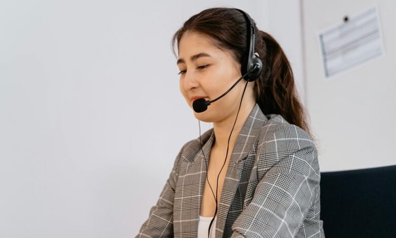 official business tech hotline